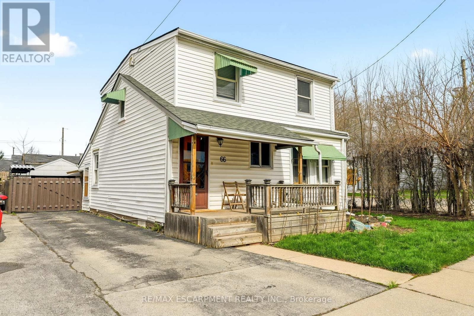 5 bed 2 bath single family at 66 EAST 32ND STREET — $519,900