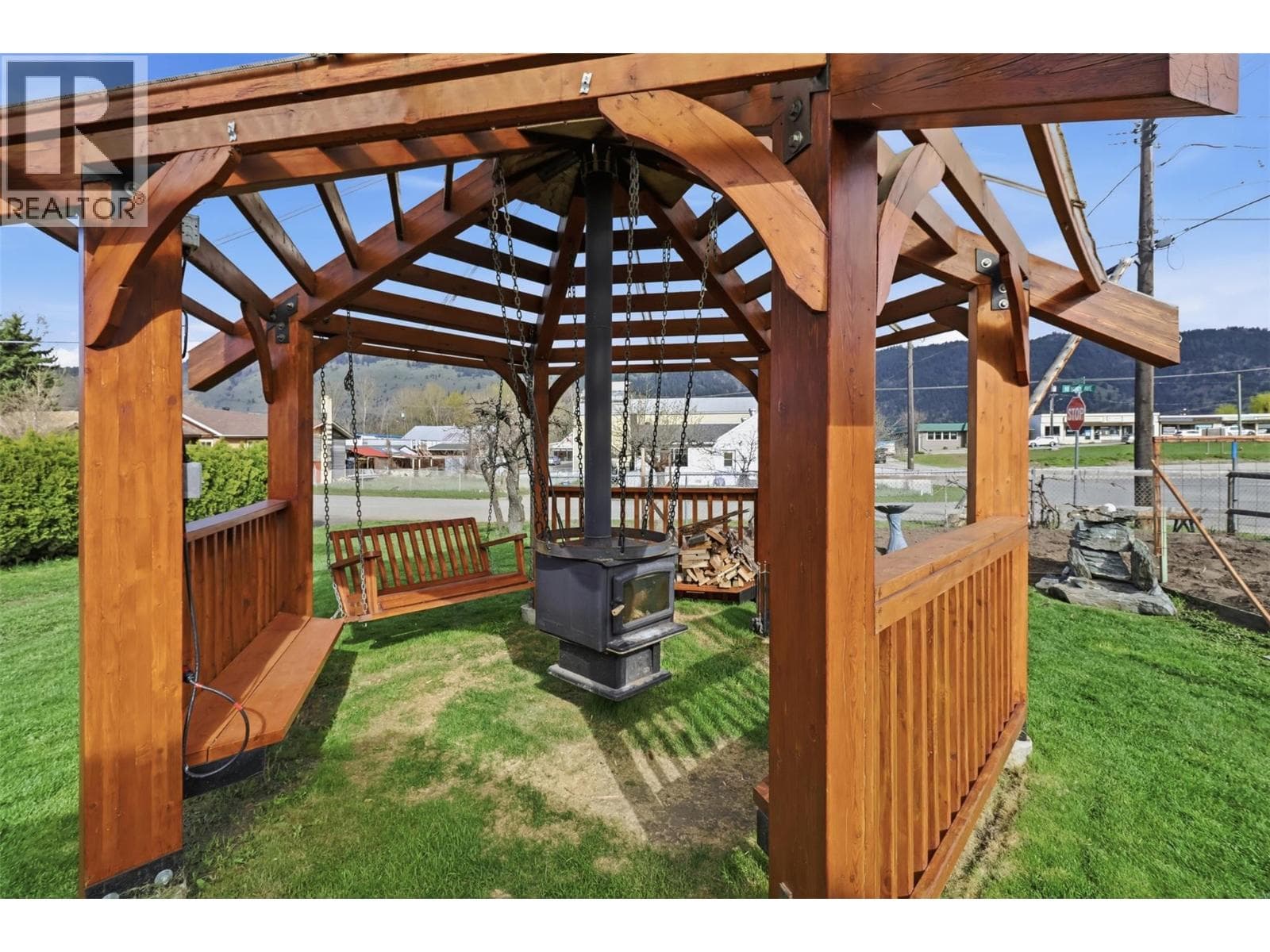 314 Wilson Street photo 4