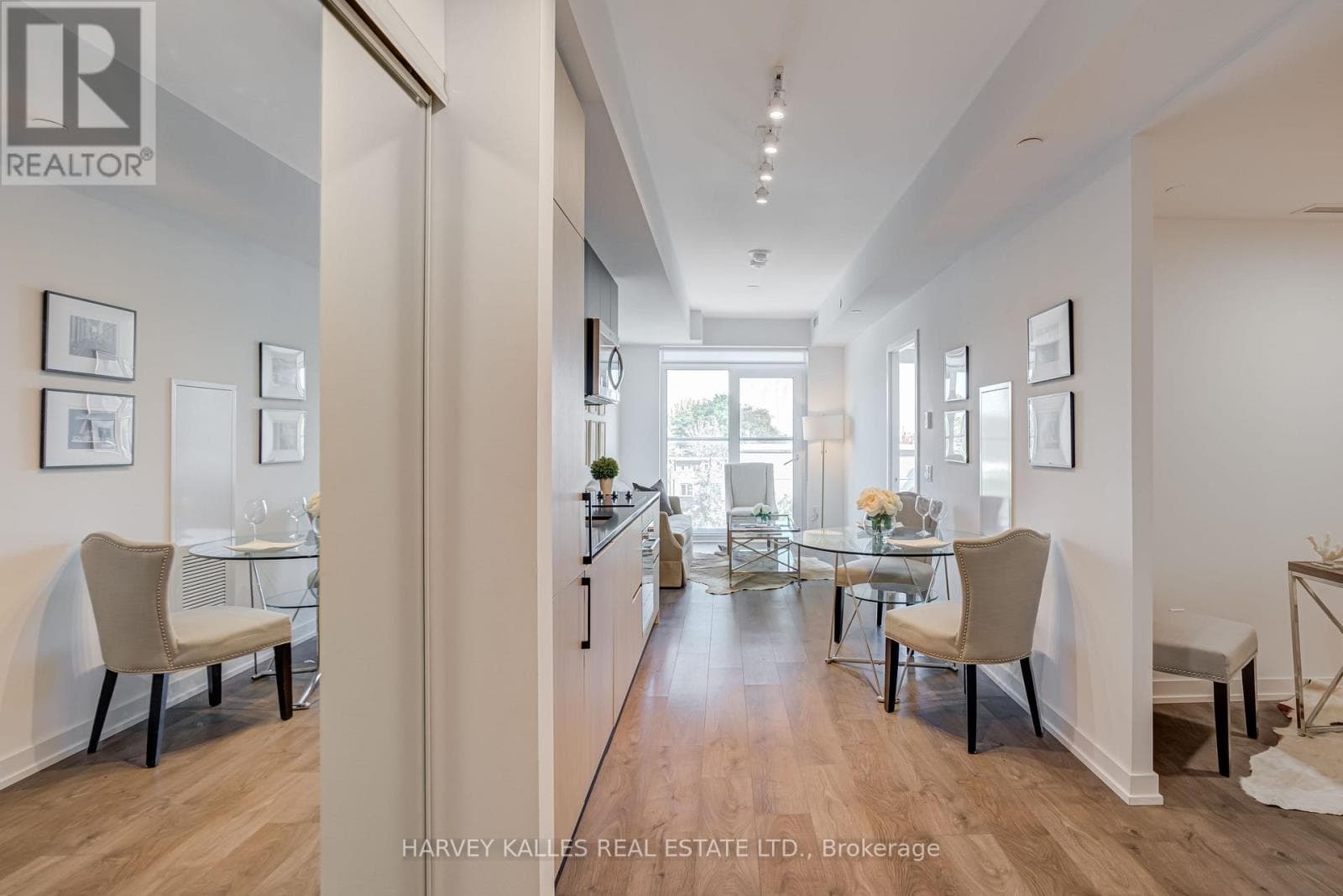 541 - 150 LOGAN AVENUE photo 5