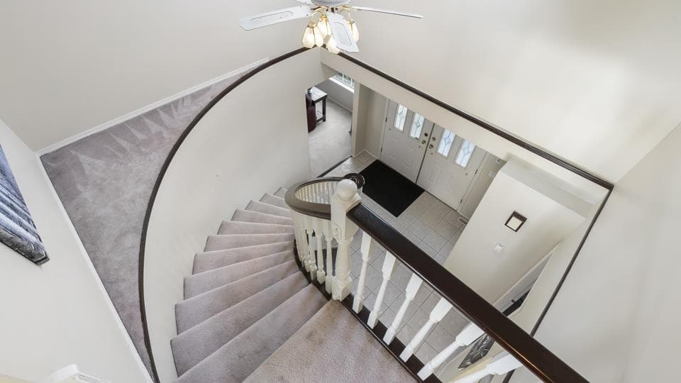 16232 87 AVENUE photo 3