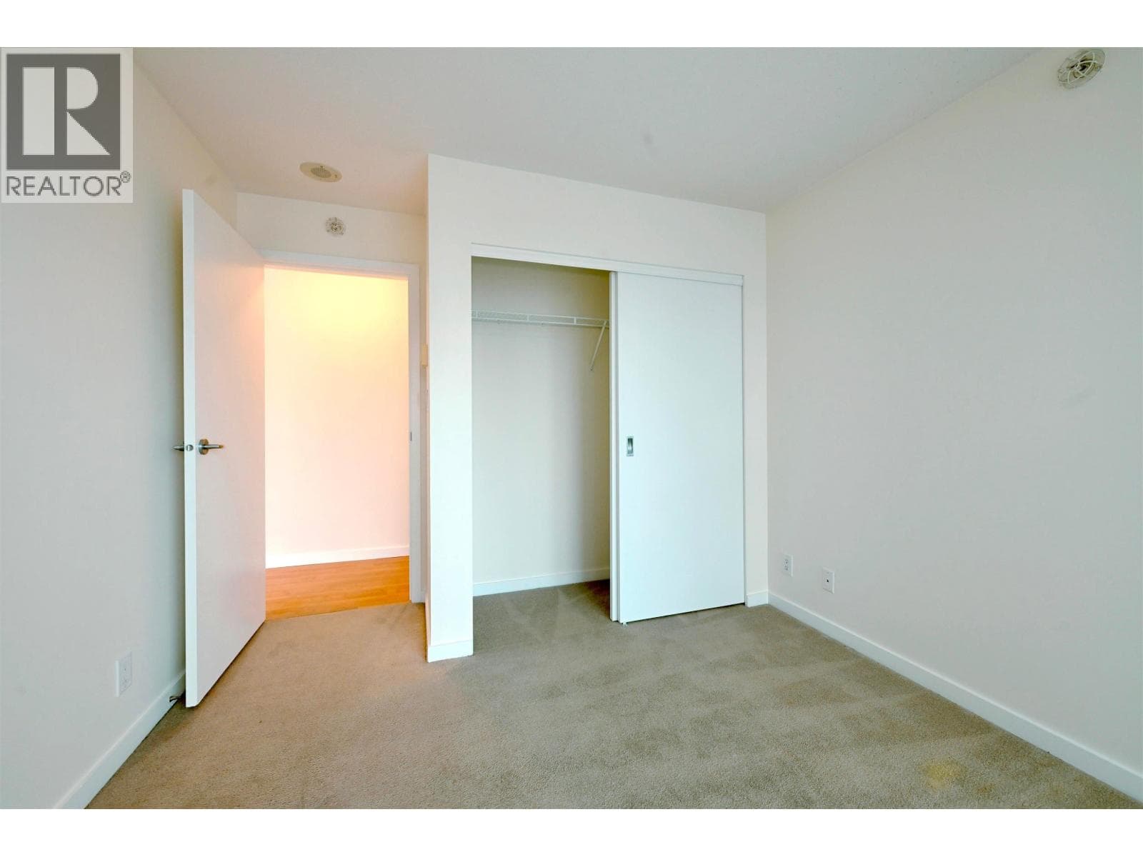 2206 111 W GEORGIA STREET photo 5