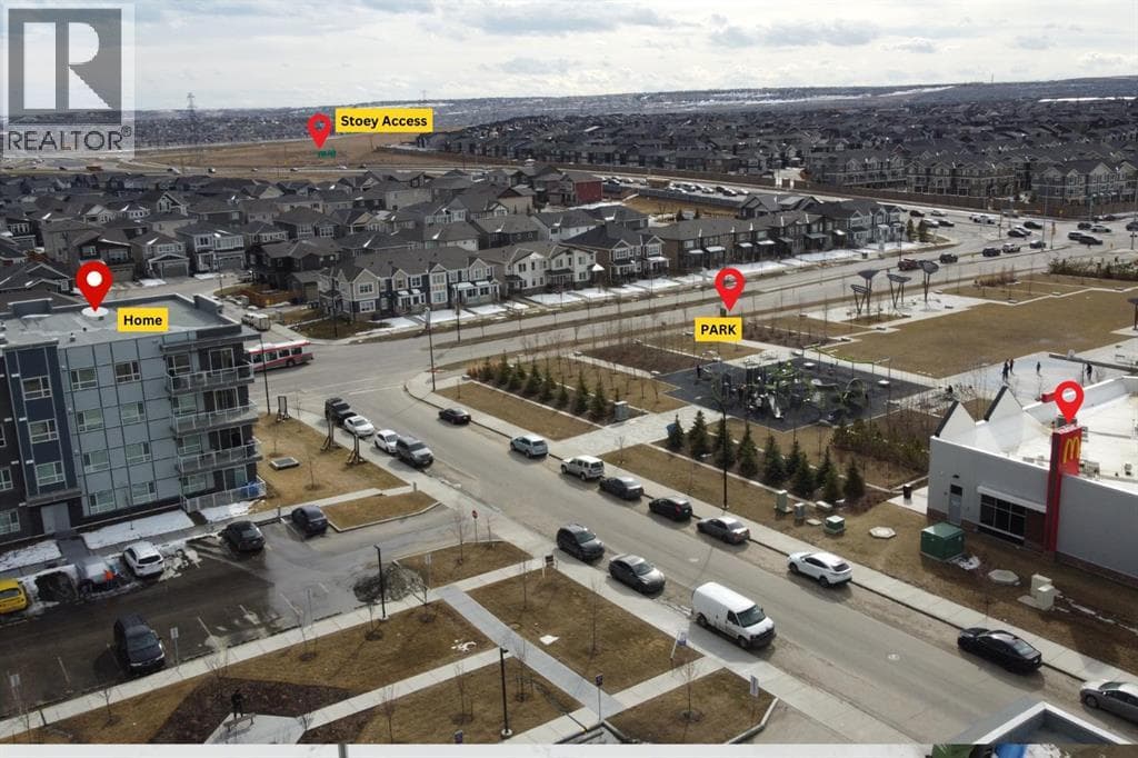 215, 40 Carrington Plaza N photo 3