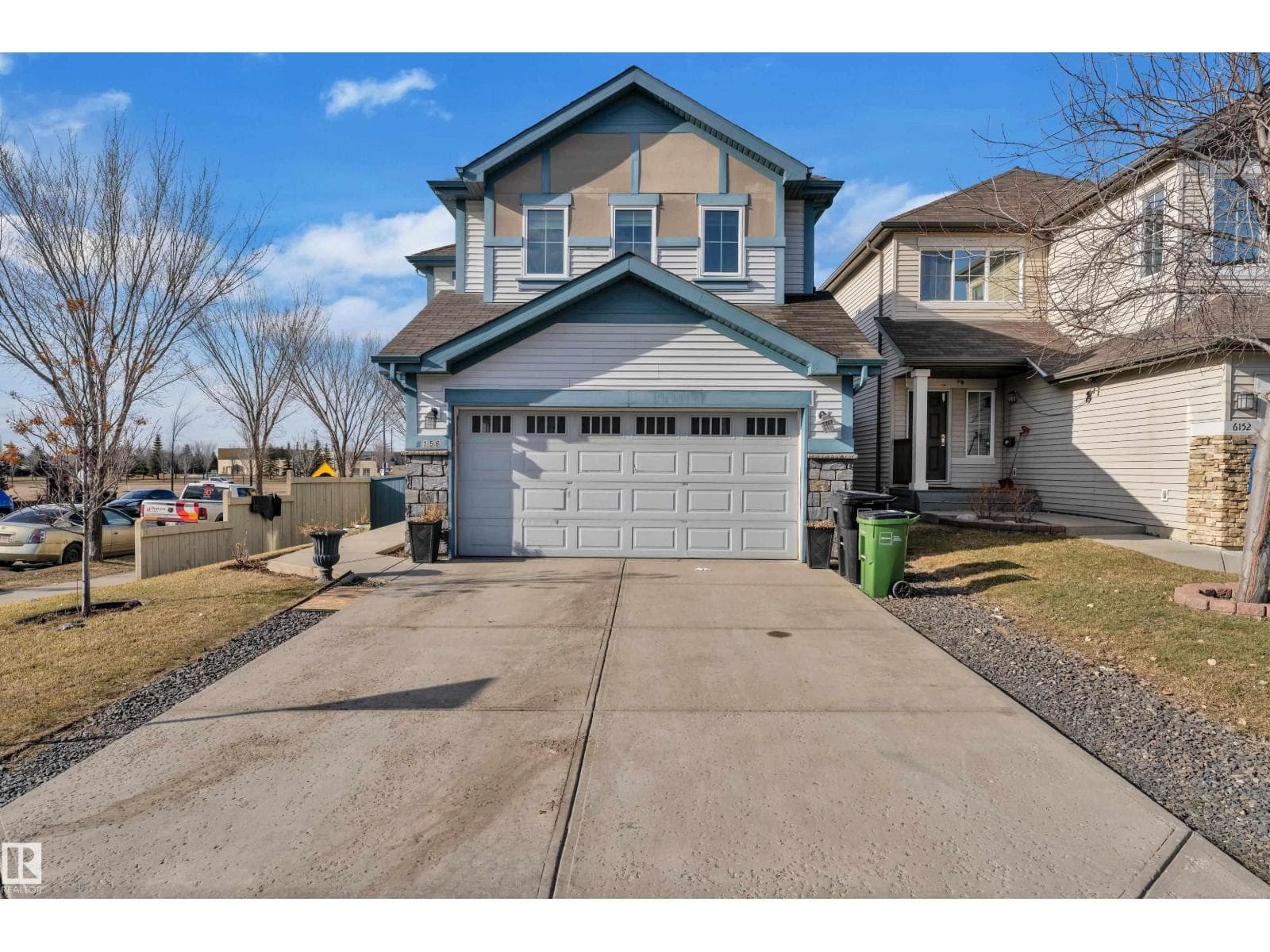 6156 11 AV SW