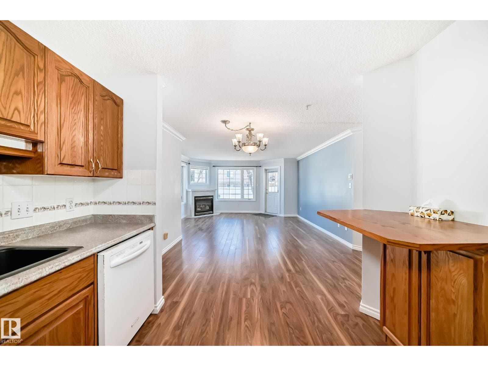 #112 17150 94A AV NW photo 5