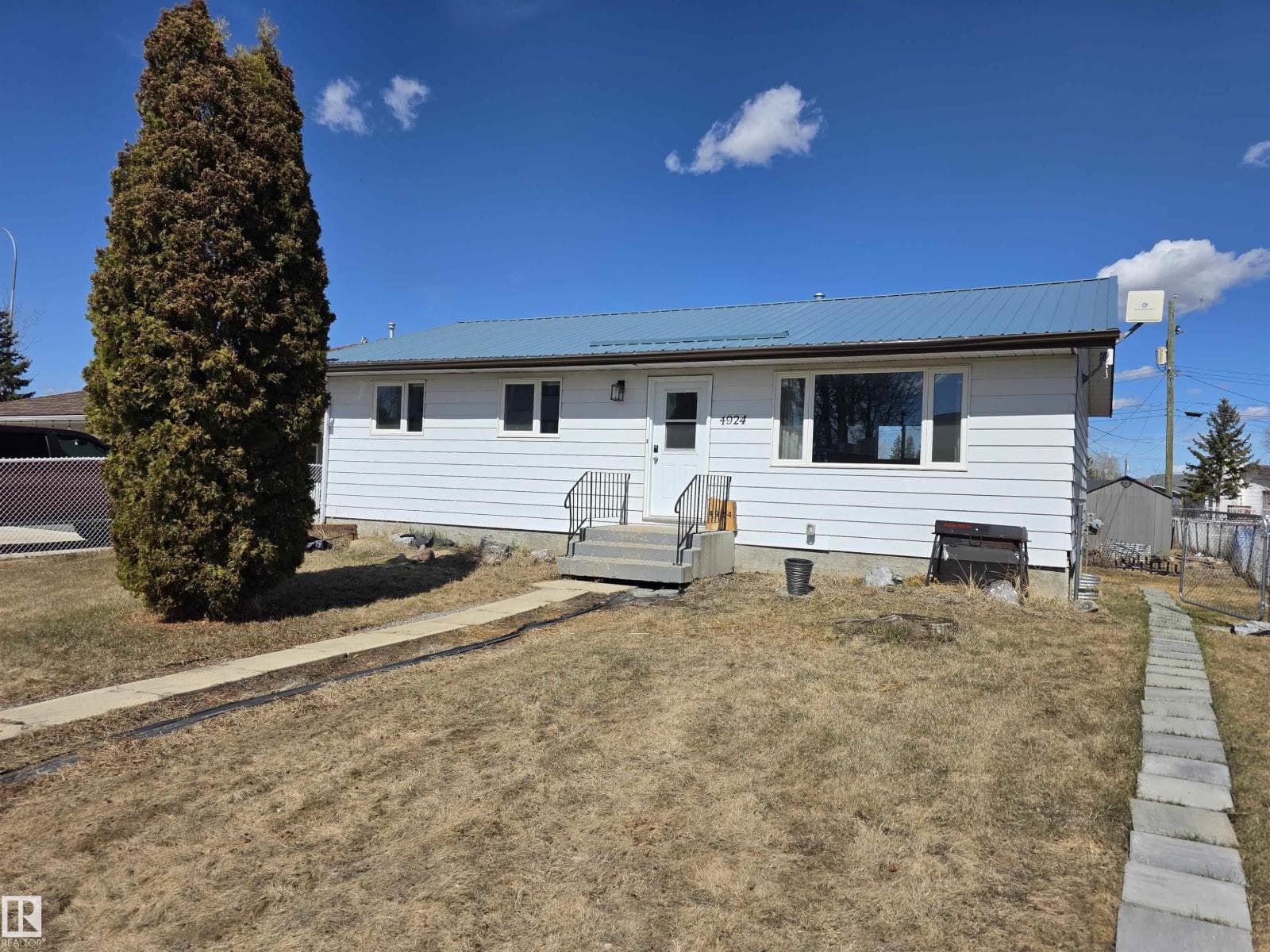 4 bed 3 bath single family at 4924 50A AV — $259,900