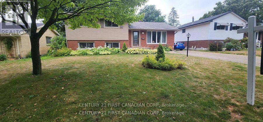 1473 GLENGARRY AVENUE photo 3