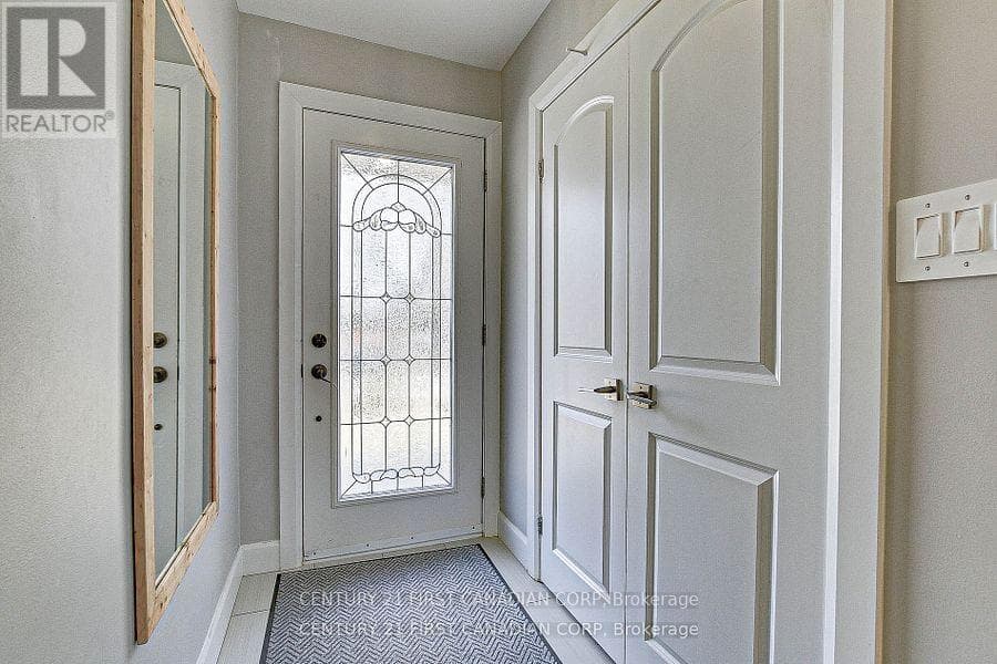 1473 GLENGARRY AVENUE photo 4