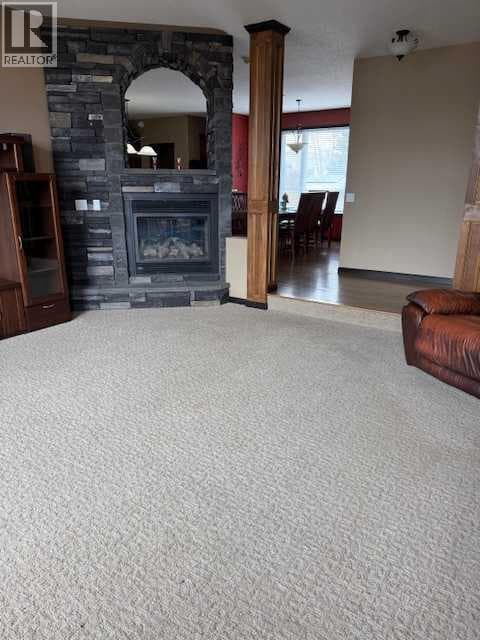 2120 18 Avenue photo 5