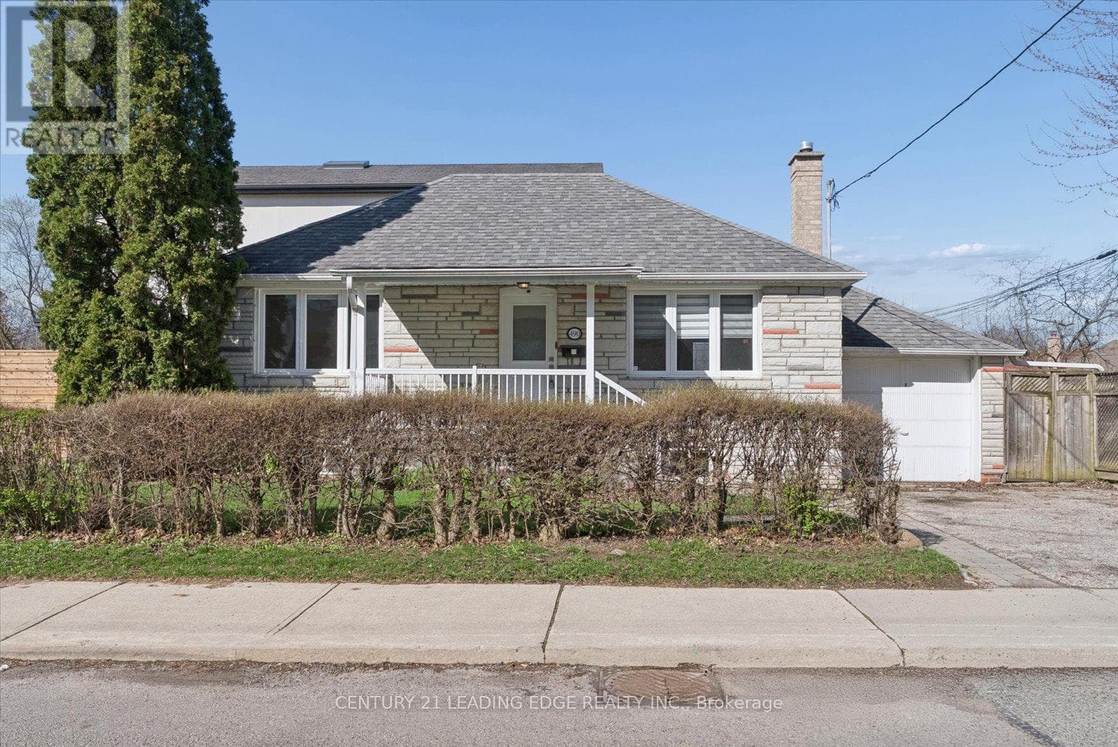 490 ARLINGTON AVENUE photo 2