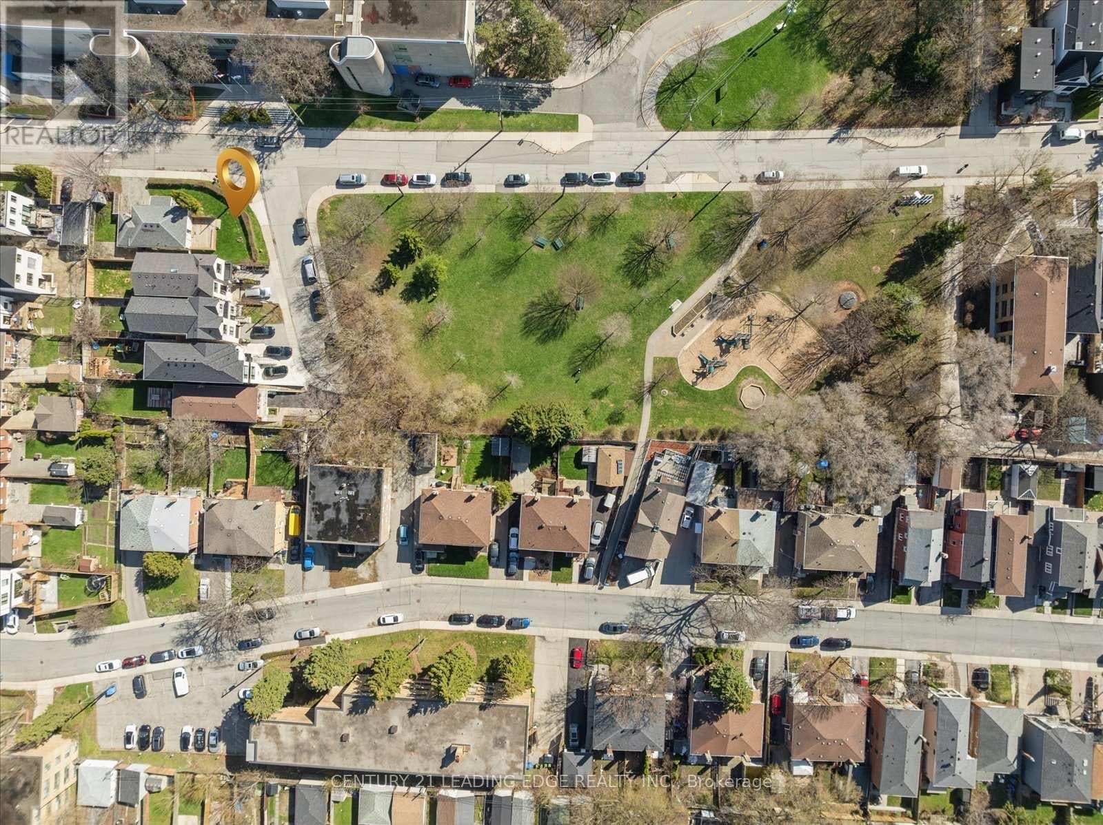 490 ARLINGTON AVENUE photo 4
