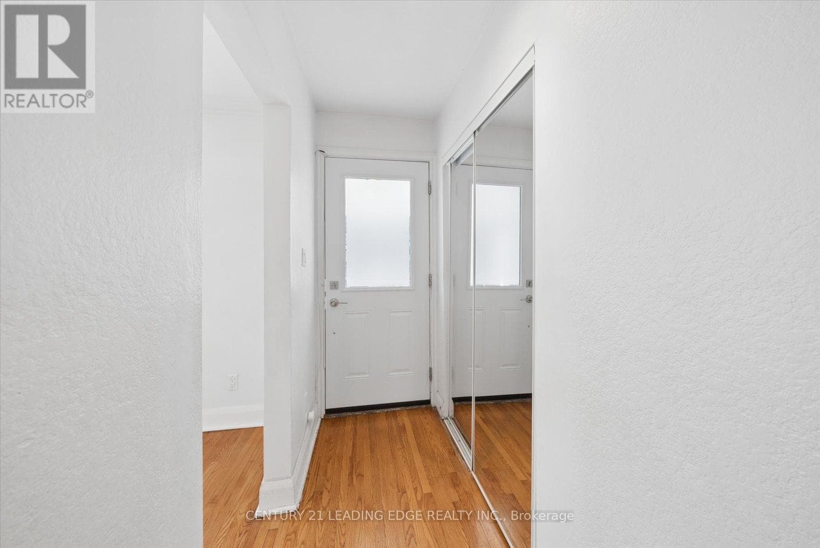 490 ARLINGTON AVENUE photo 5