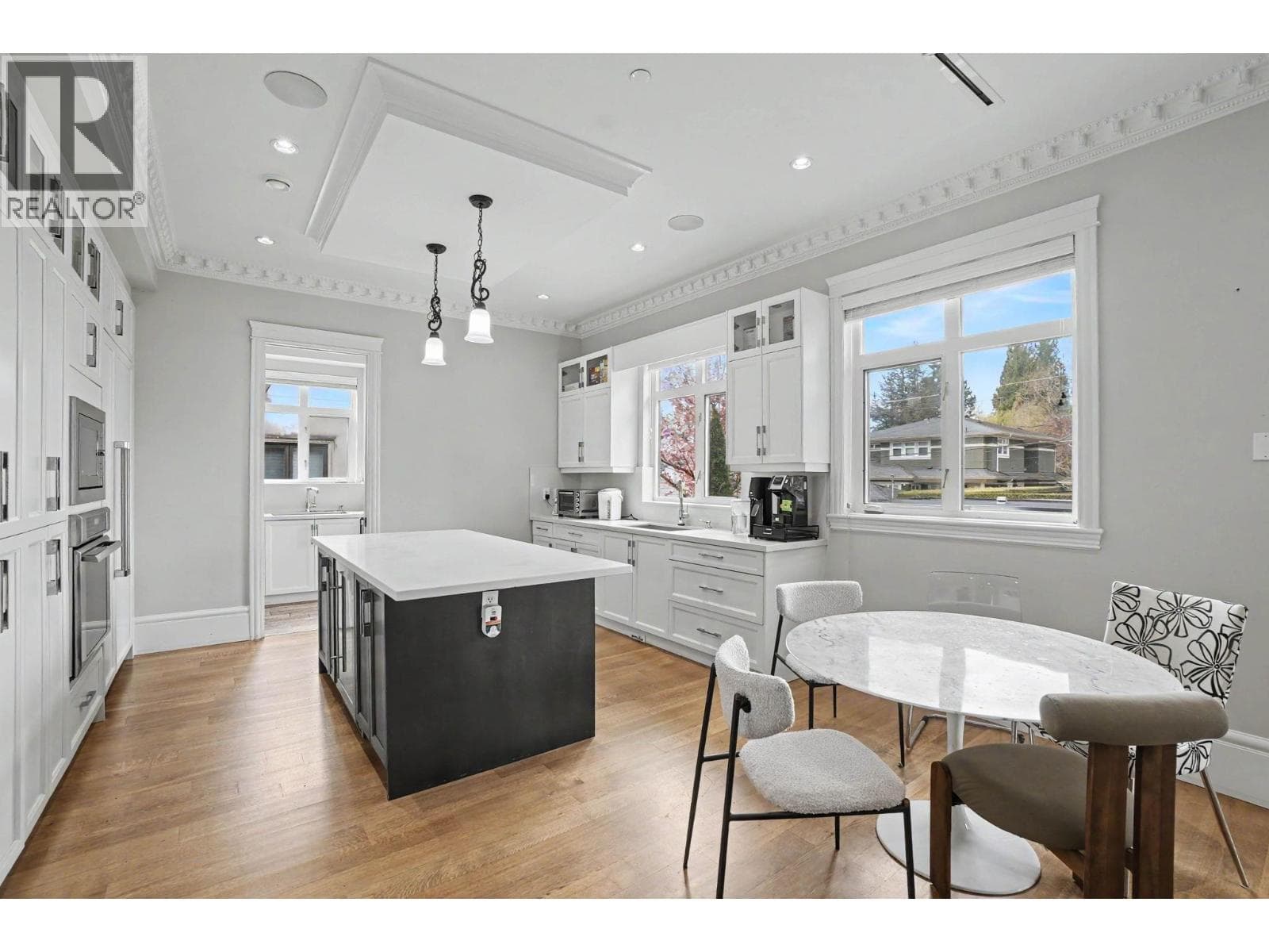 4433 WALLACE STREET photo 5