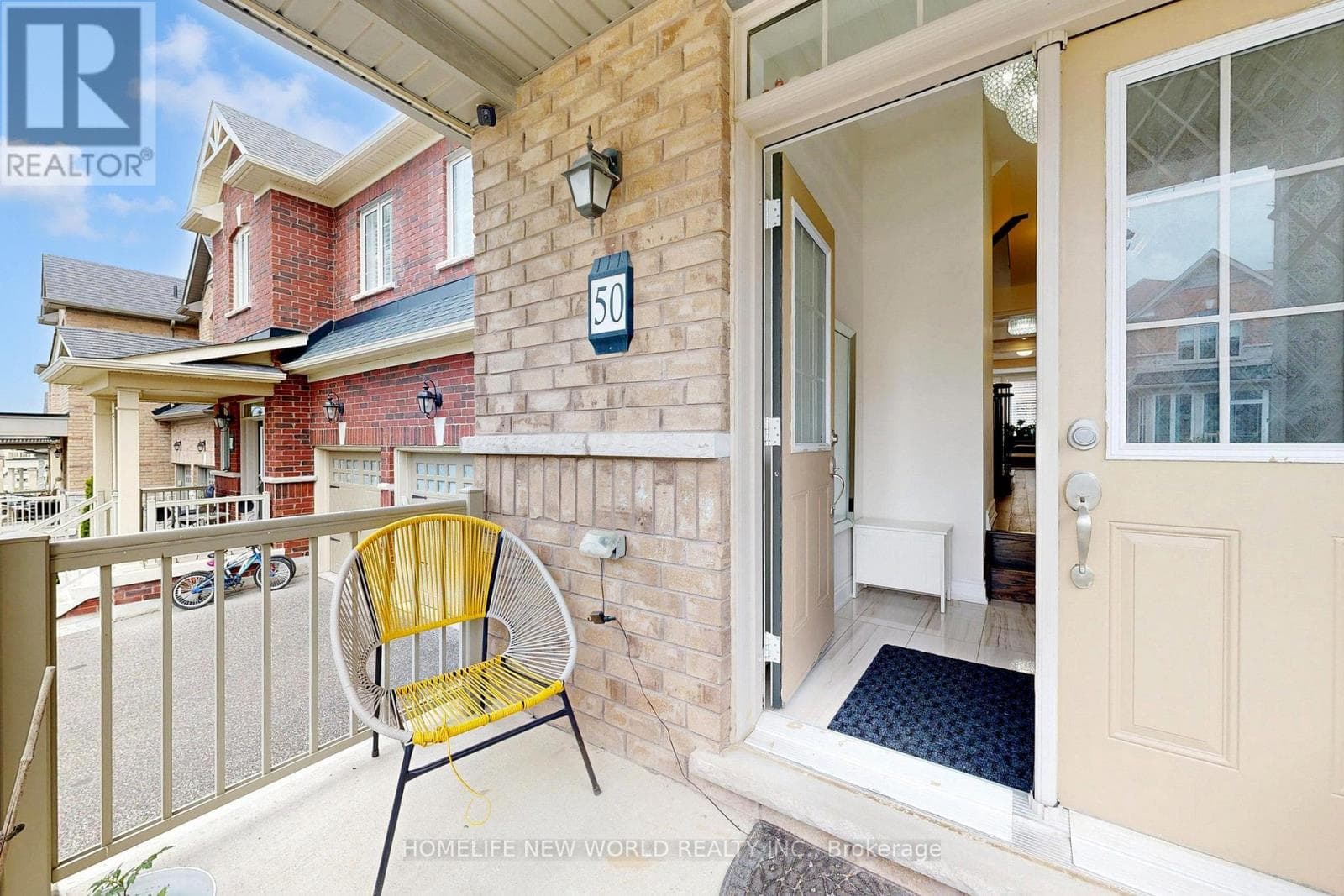 50 BEN SINCLAIR AVENUE photo 2