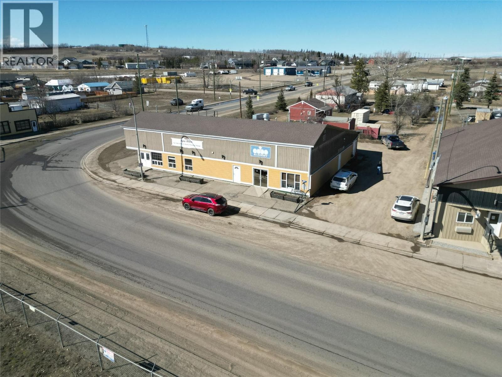 retail at 5000 Highway 2 — $509,000