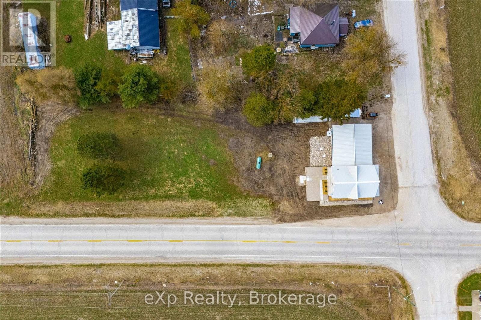 9276 WELLINGTON RD 16 photo 3