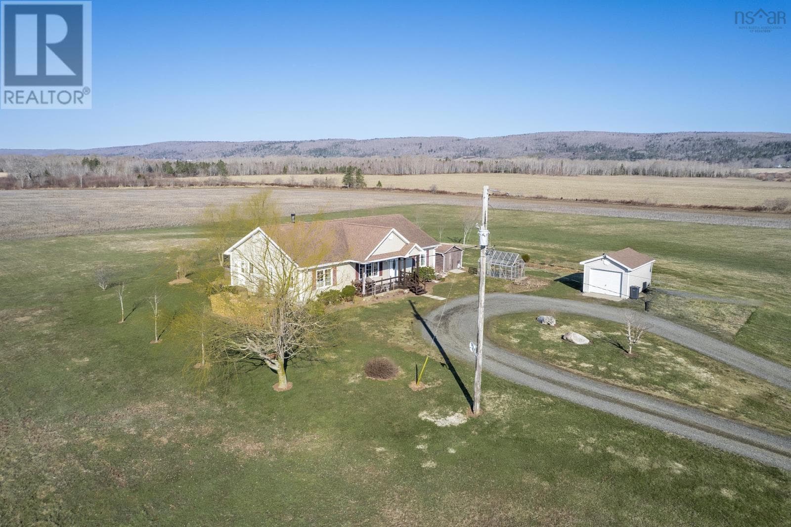 509 Fitch Road photo 5
