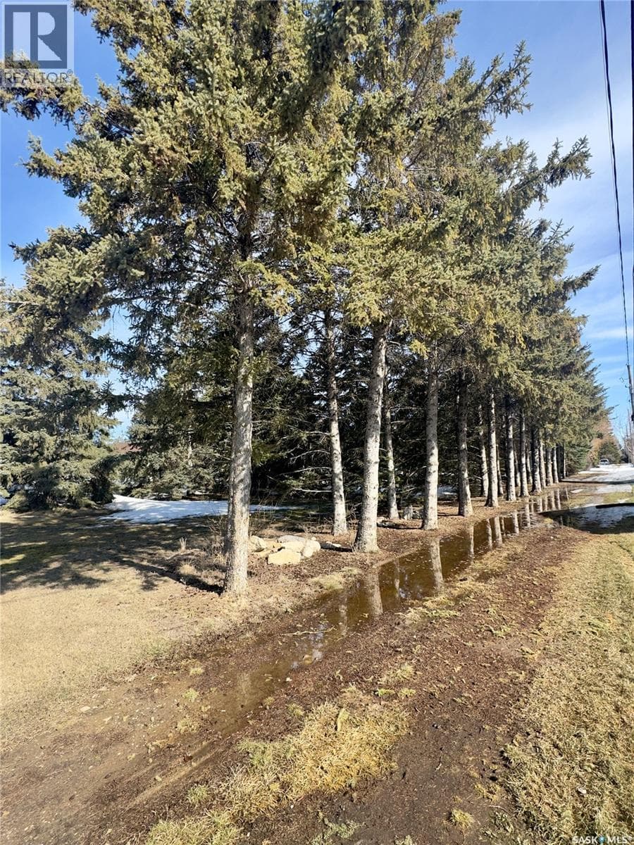 315 2nd STREET photo 3