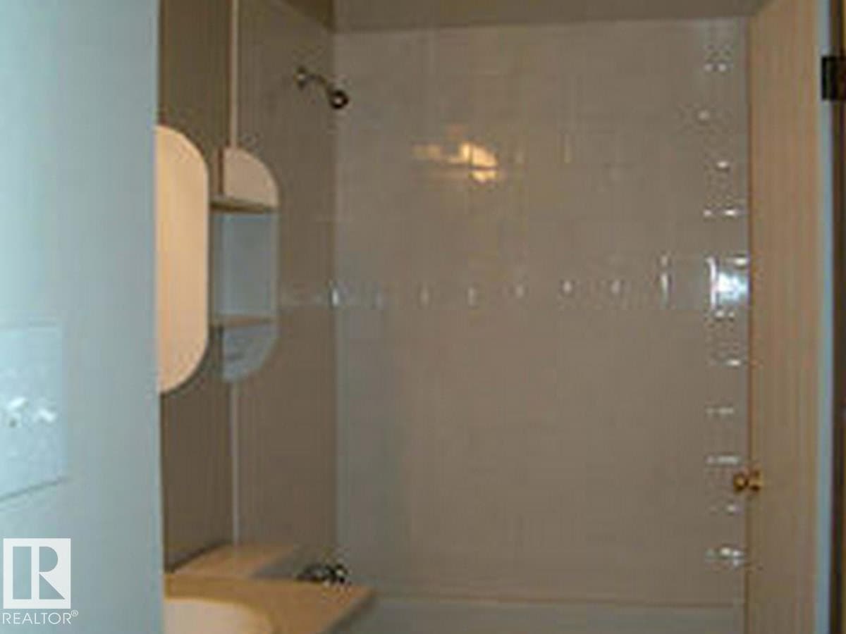 #10 2703 79 ST NW photo 3