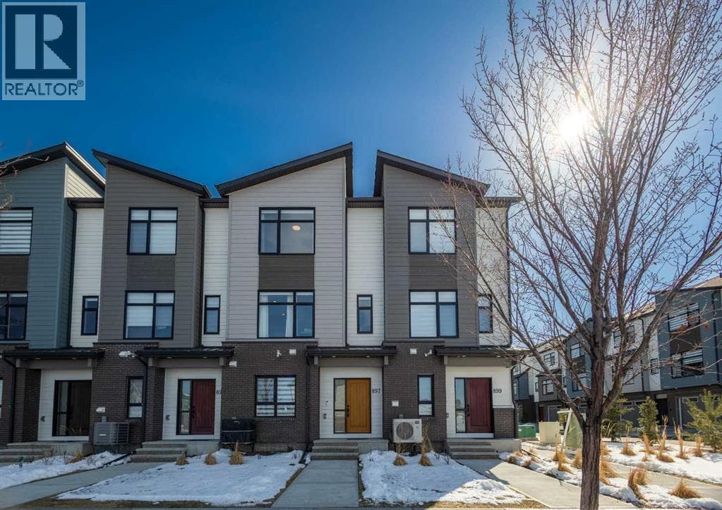 3 bed 3 bath single family at 897 Mahogany Boulevard SE — $545,000