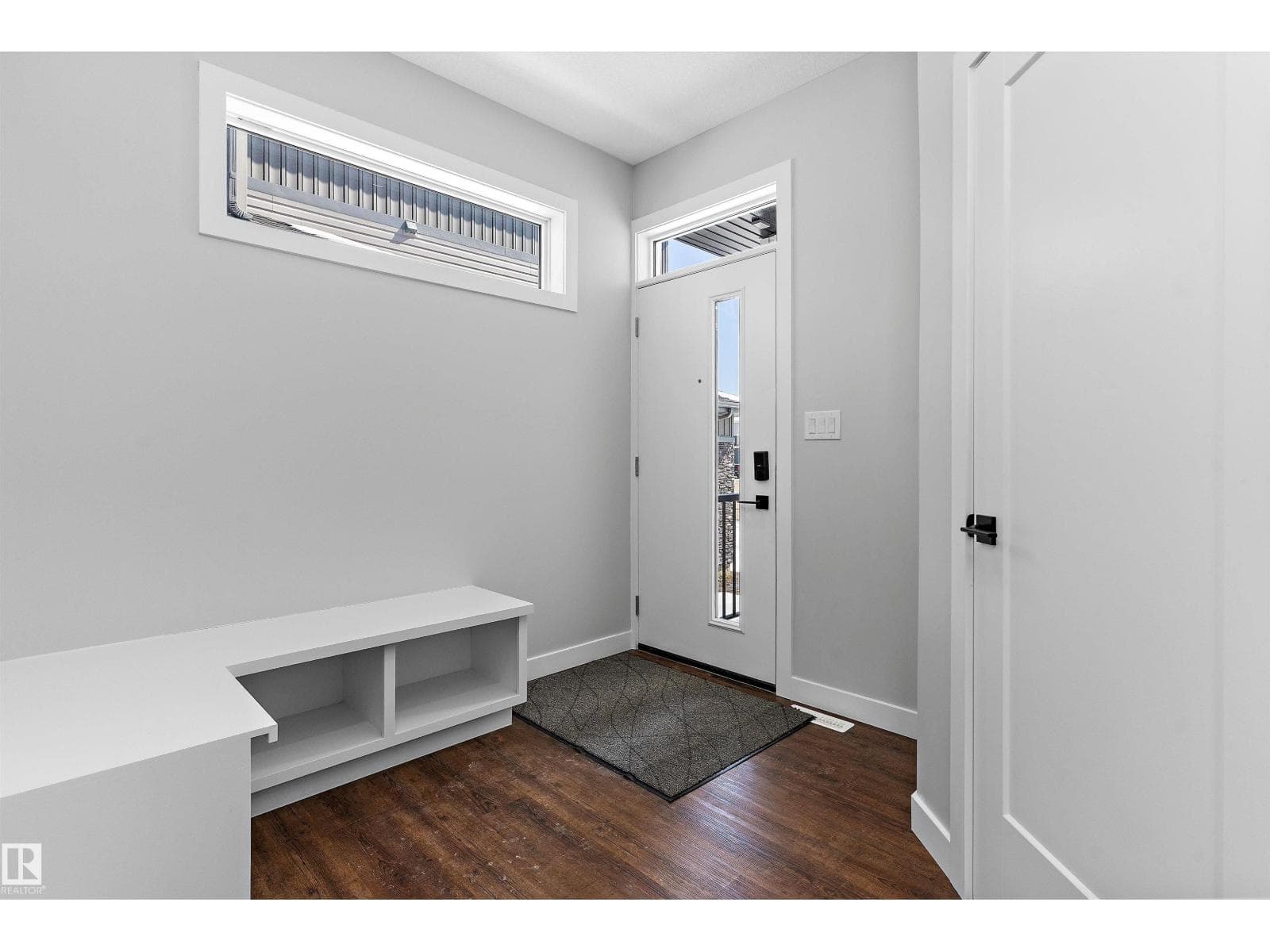 72 MAPLE CR — photo 4
