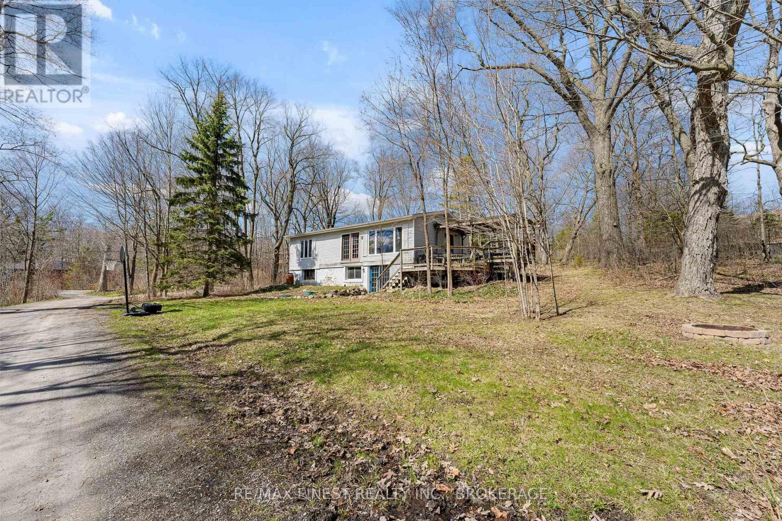 9 MALLARD LANE photo 3