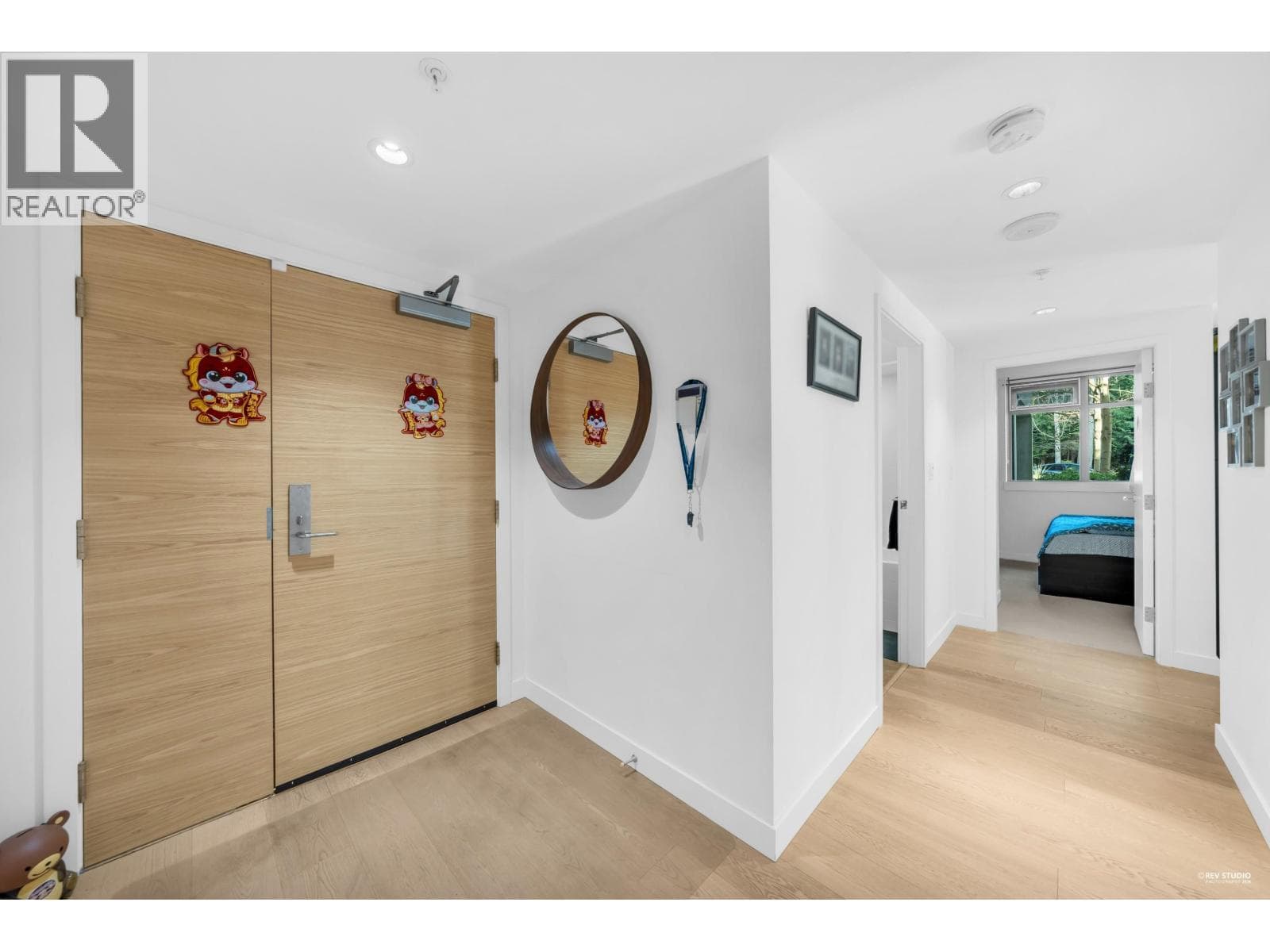 105 5782 BERTON AVENUE photo 4