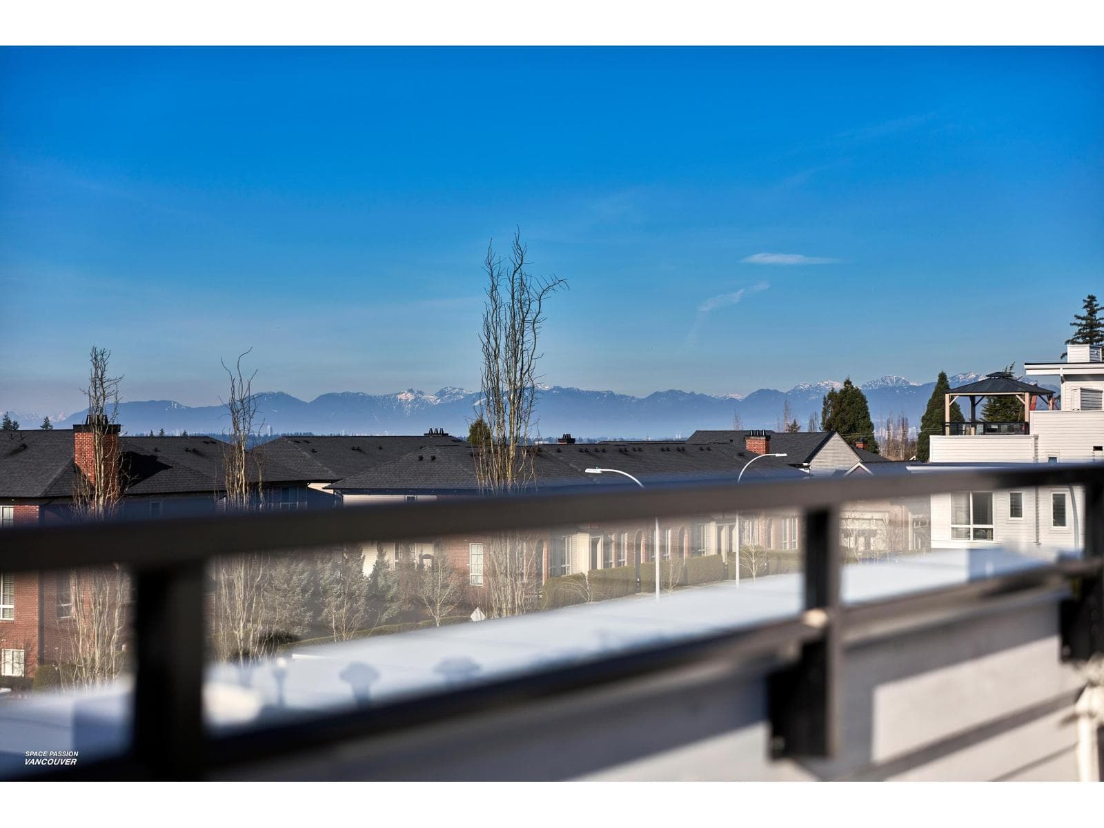 4 bed 4 bath single family at 161 2280 163 STREET — $989,000