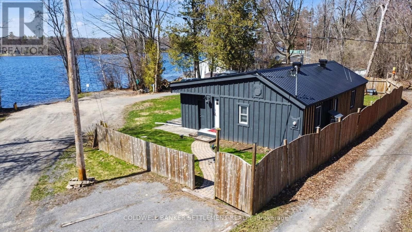 128 LOON LANE photo 3