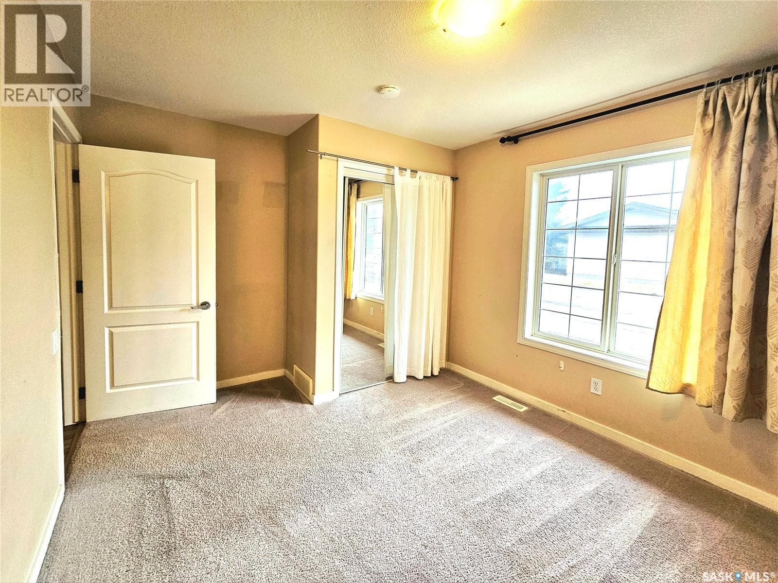 13 135 KEEDWELL STREET — photo 4