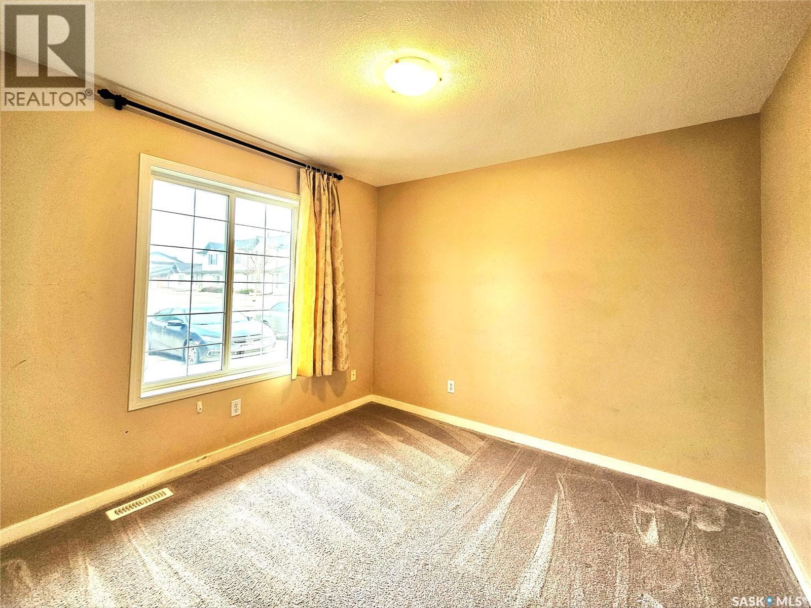 13 135 KEEDWELL STREET — photo 5