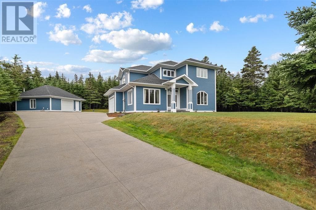 8 Cayman Drive photo 4