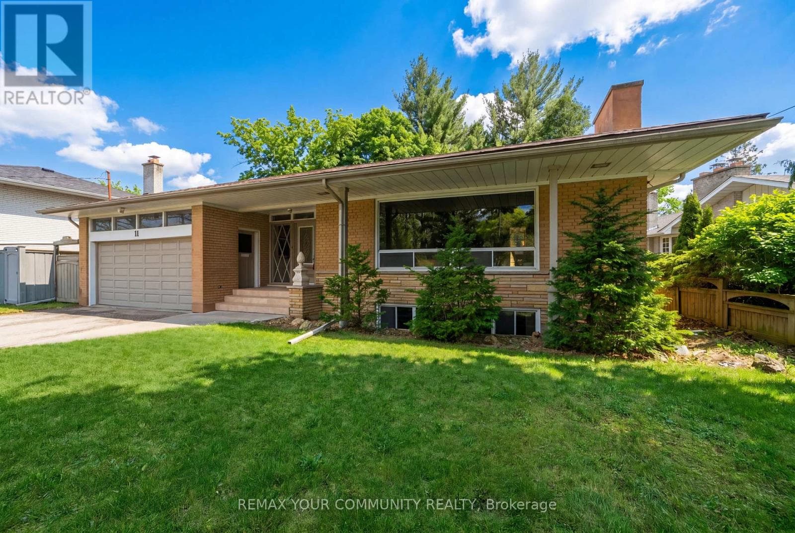 11 GROVETREE ROAD photo 3