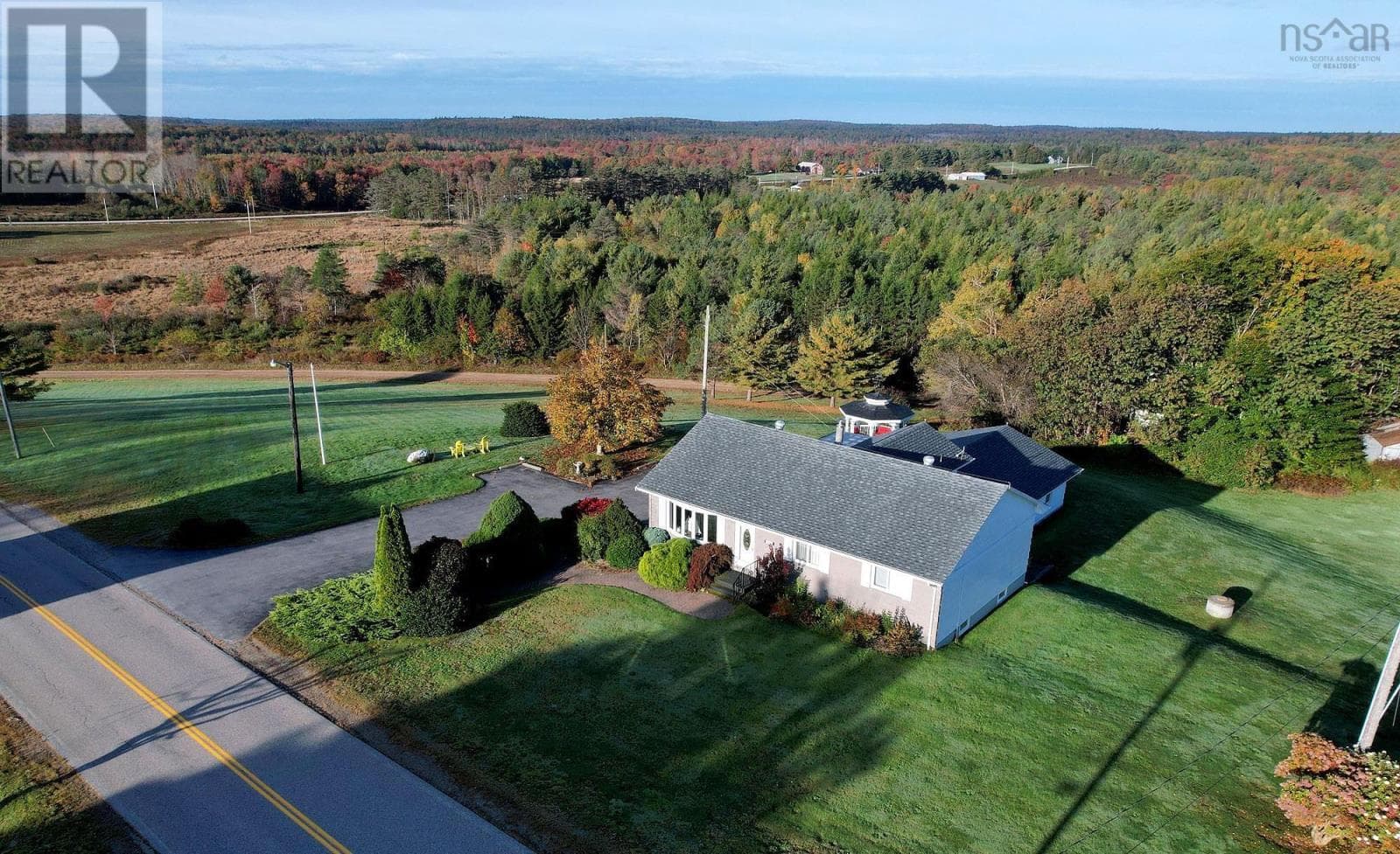 2865 Highway 340 photo 3
