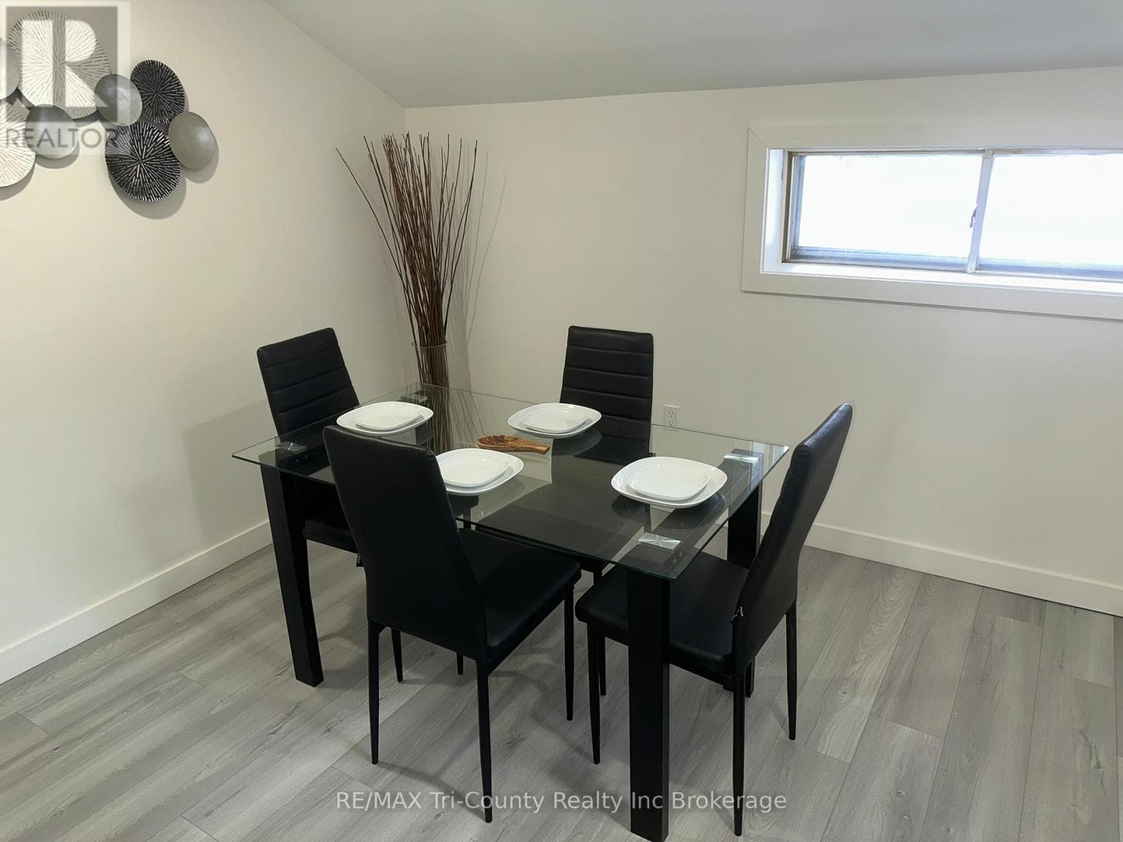 719 ELIAS STREET photo 5