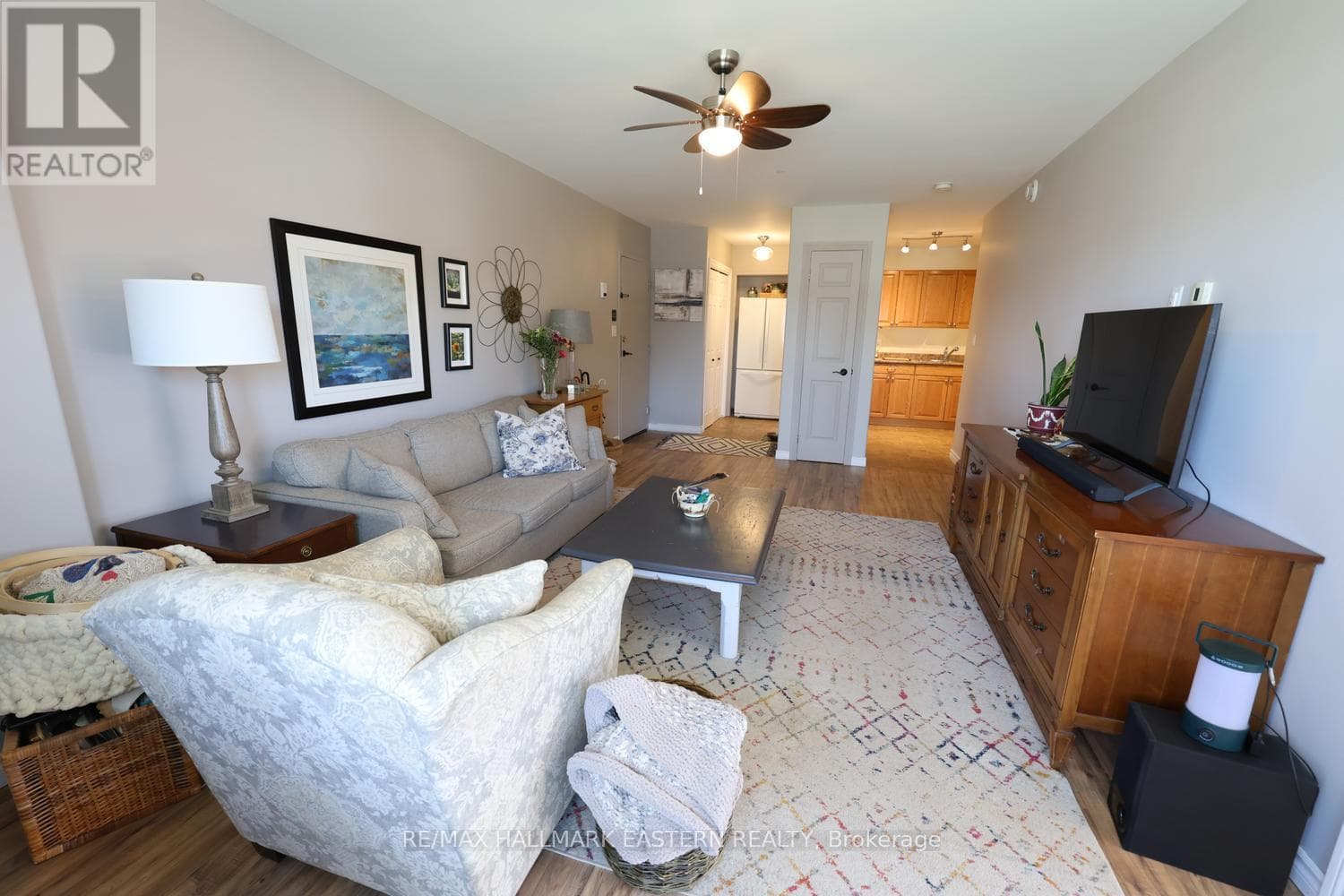 6 - 122 HOMEWOOD AVENUE photo 5