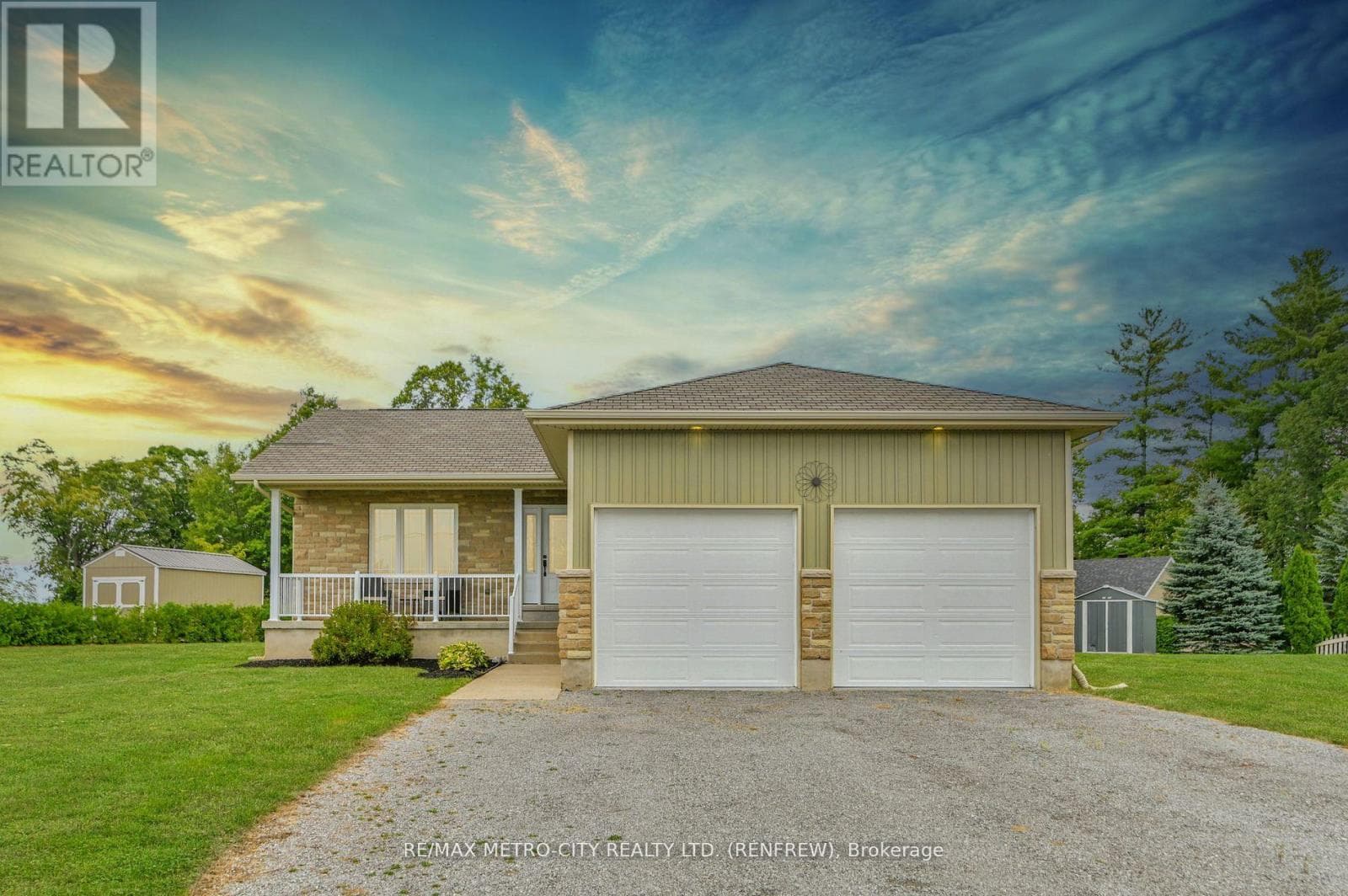 4 bed 2 bath single family at 35 LAKERIDGE TRAIL — $589,900