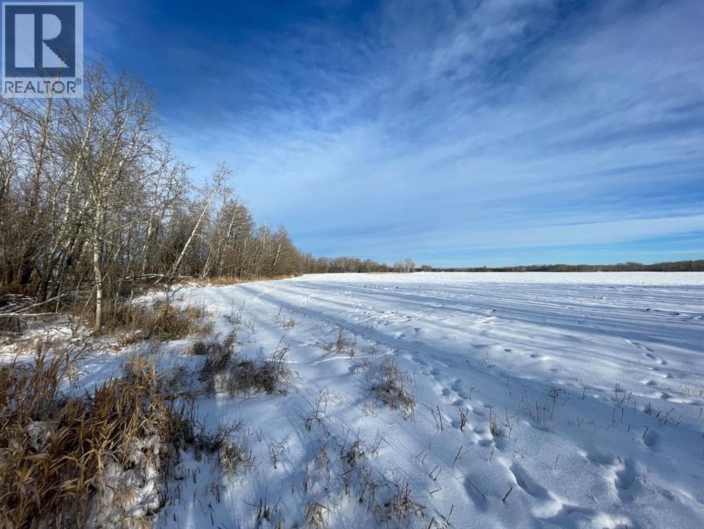 17426 Township 742 photo 3