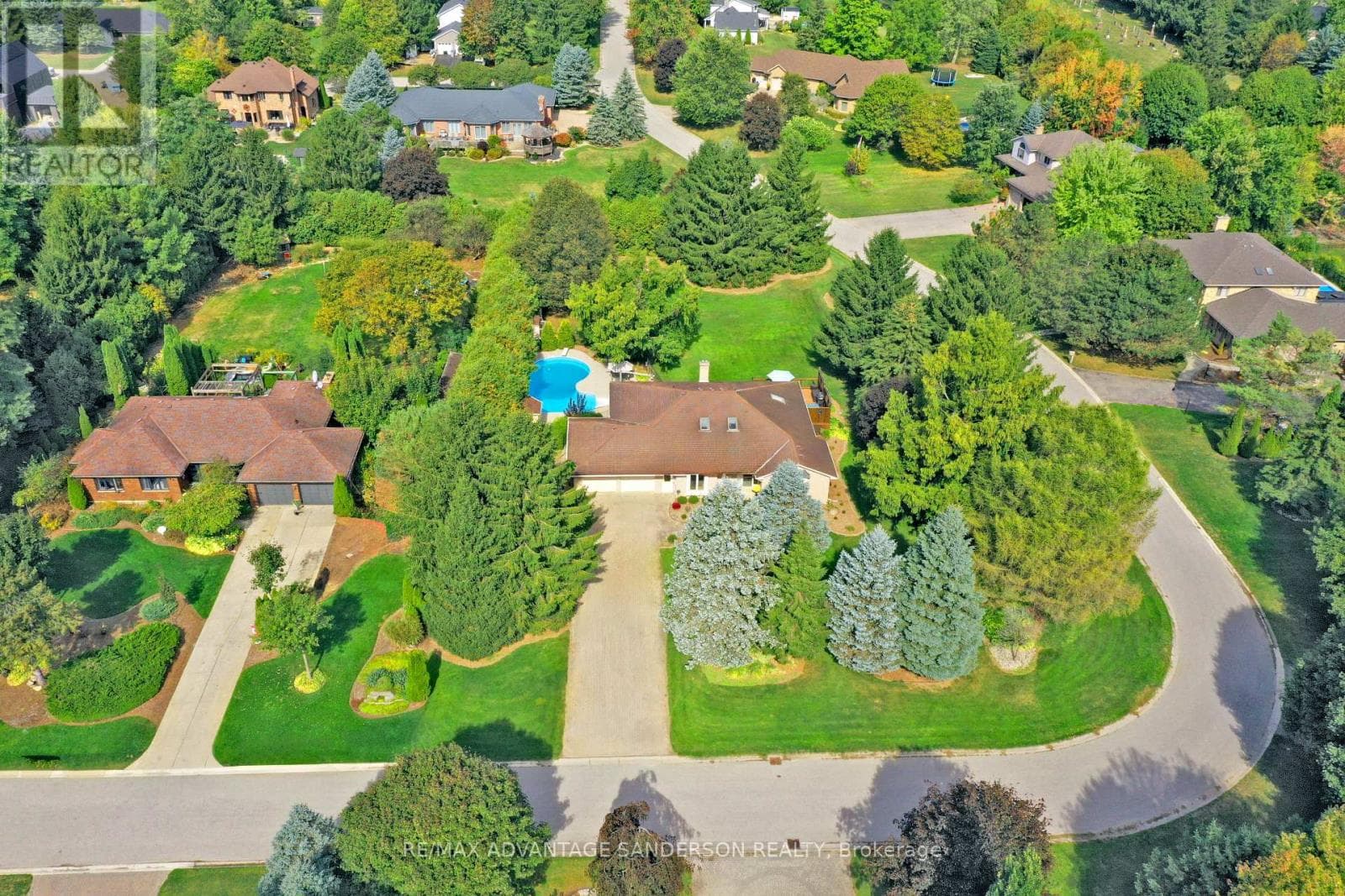 109 SALISBURY DRIVE photo 4