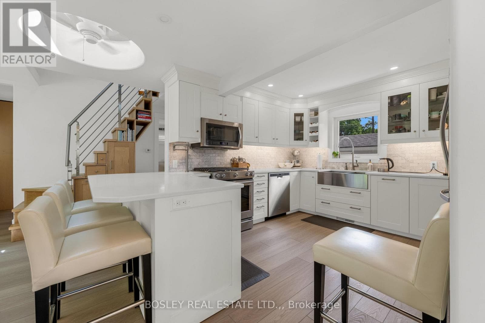 65 BOGART STREET photo 2