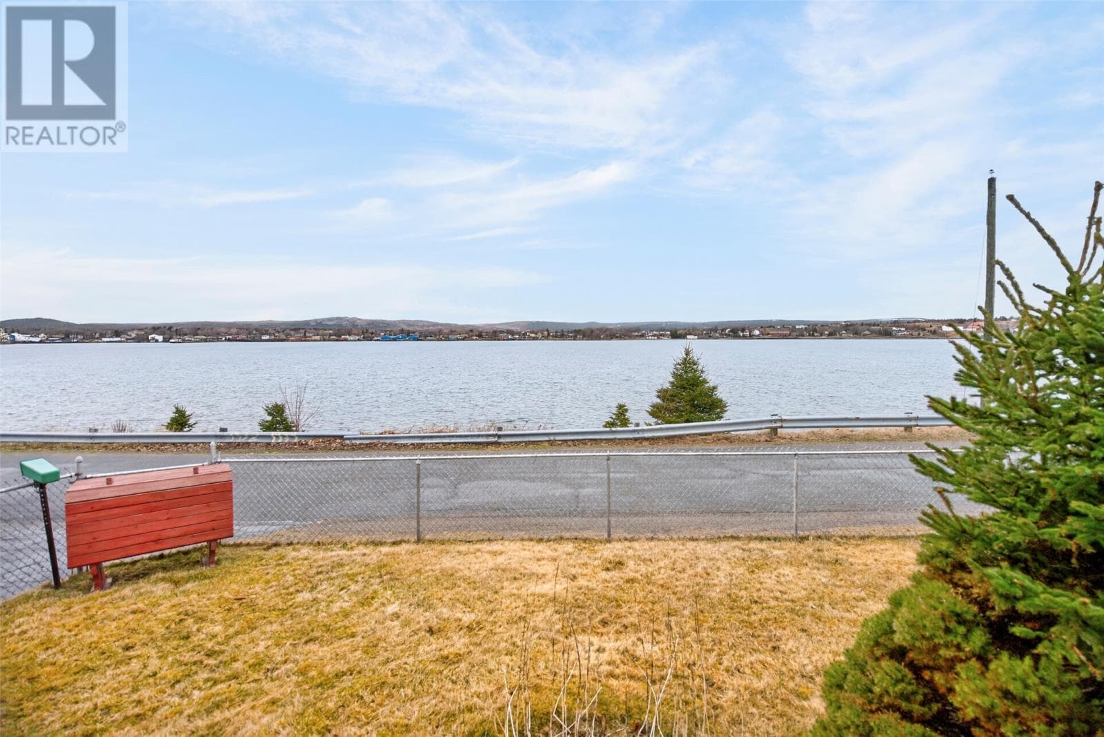 218 George Mercer Drive photo 4