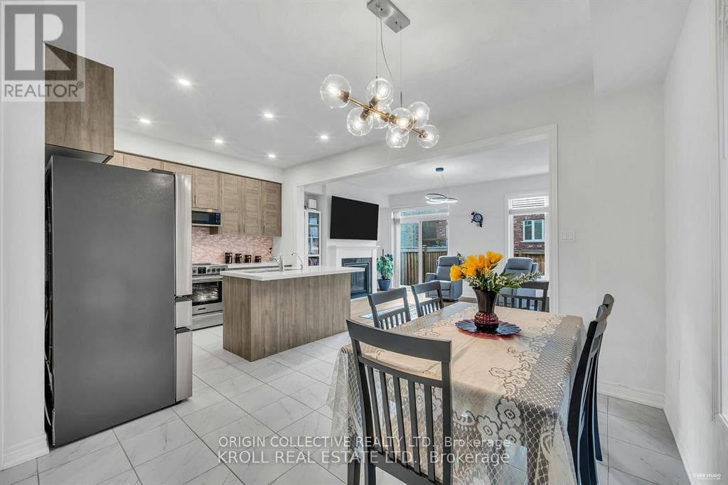 26 FREDERICK TAYLOR WAY photo 4