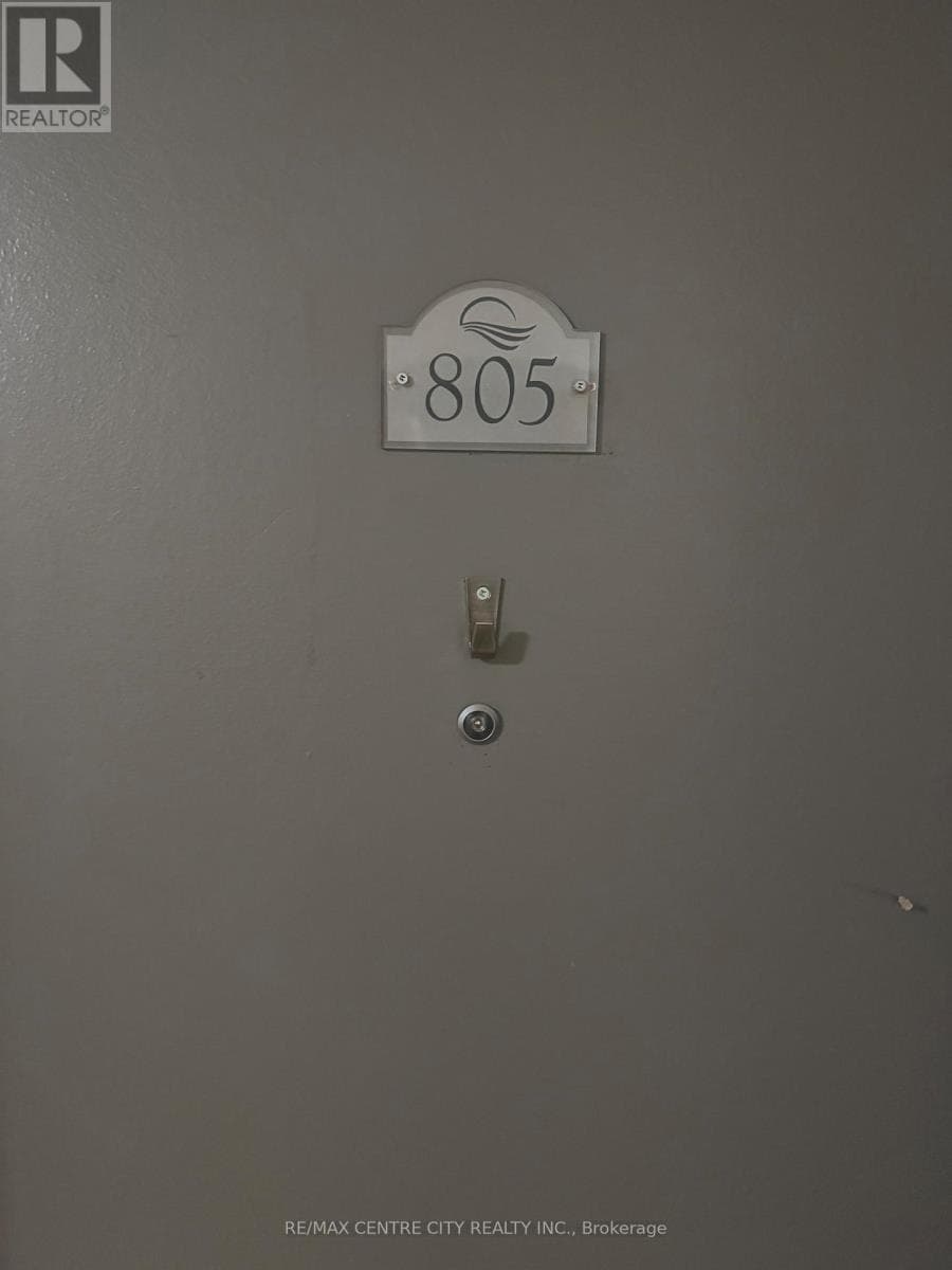 805 - 573 MORNINGTON AVENUE photo 2