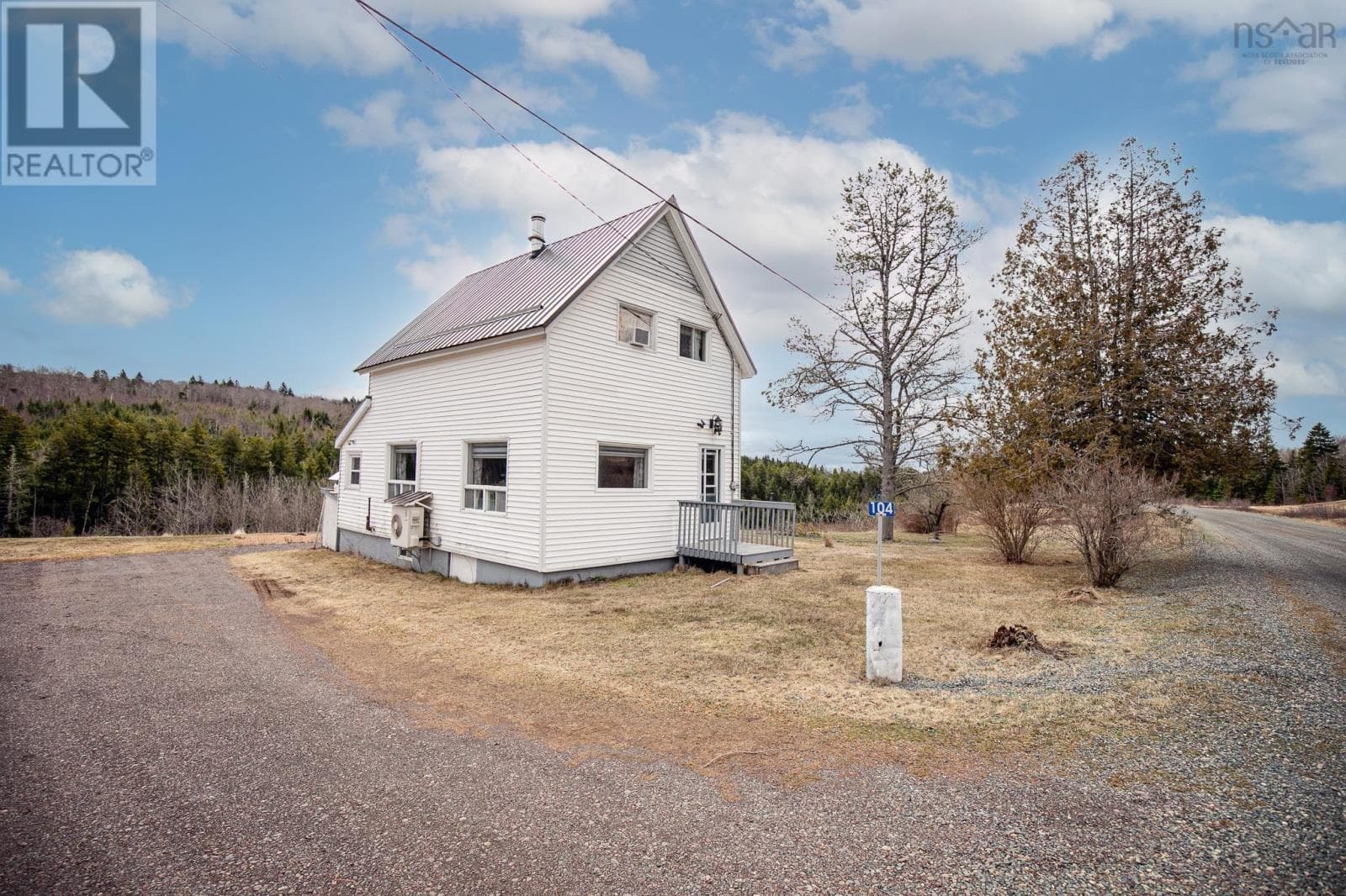 104 Yorke Settlement Road photo 3