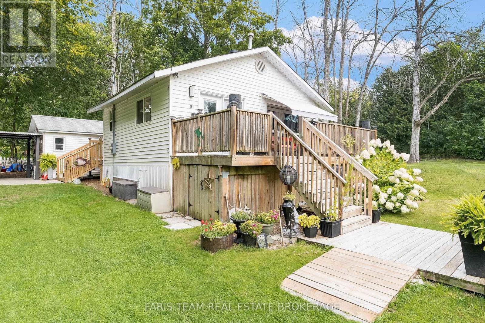 2 bed 1 bath single family at 91 PARK STREET — $479,900