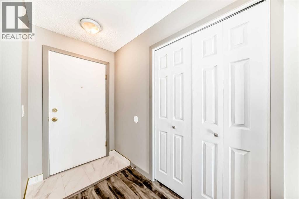 311, 1000 Citadel Meadow Point NW photo 3