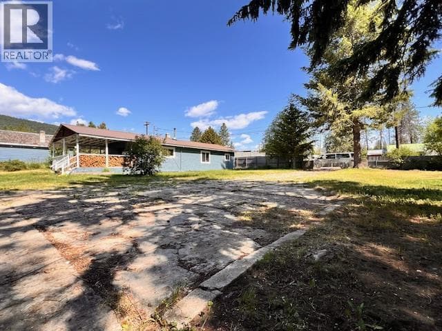 20 Wallace Mountain Road photo 3