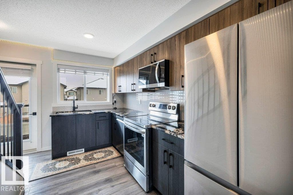 #28 1530 TAMARACK BV NW photo 12