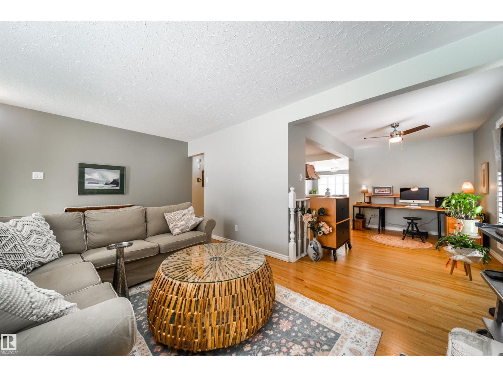 10231 46 ST NW photo 5