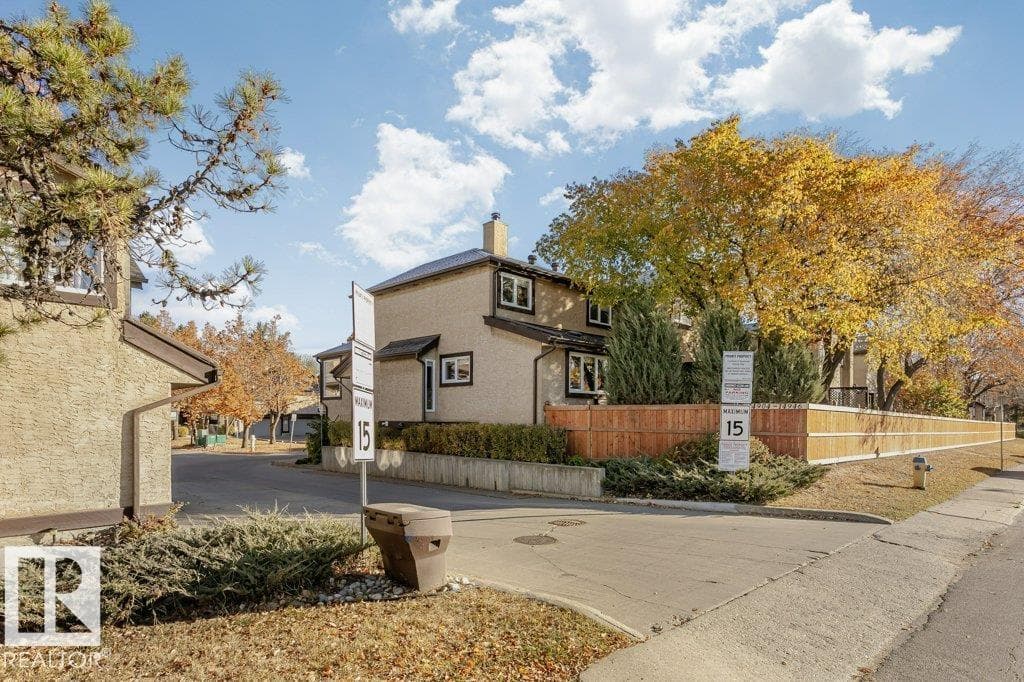14916 43 AV NW photo 2