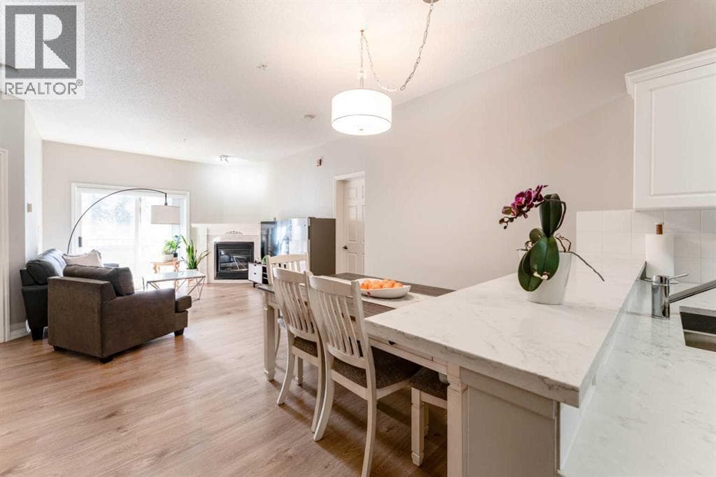 215, 777 3 Avenue SW — photo 5